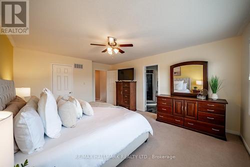 25 Starr Crescent, Aurora, ON 