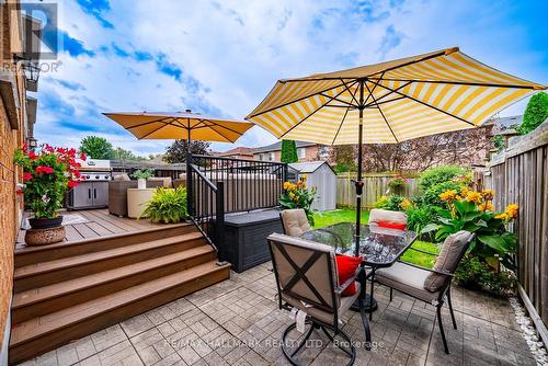25 Starr Crescent, Aurora, ON 