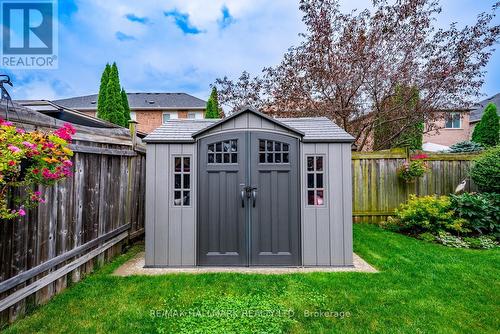 25 Starr Crescent, Aurora, ON 