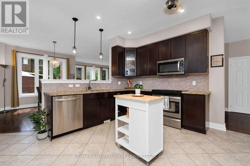 77 Graihawk Drive, Barrie, ON - Indoor Photo Showing Kitchen With Stainless Steel Kitchen With Upgraded Kitchen