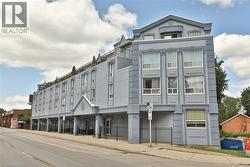 400 YORK Boulevard Unit# 208  Hamilton, ON L8R 3M5