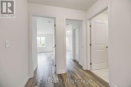 84 Valley Trail Place, Hamilton, ON - Indoor Photo Showing Other Room