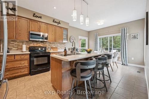 41 Westra Drive, Guelph (Willow West/Sugarbush/West Acres), ON - Indoor