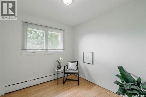 1012 2Nd Street E, Saskatoon, SK - Indoor