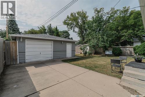 1012 2Nd Street E, Saskatoon, SK - Outdoor