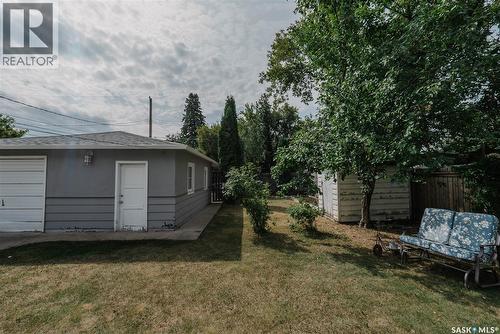 1012 2Nd Street E, Saskatoon, SK - Outdoor