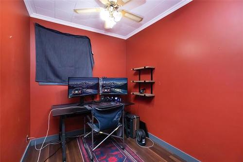 250 Toronto Ave, Morris, MB - Indoor