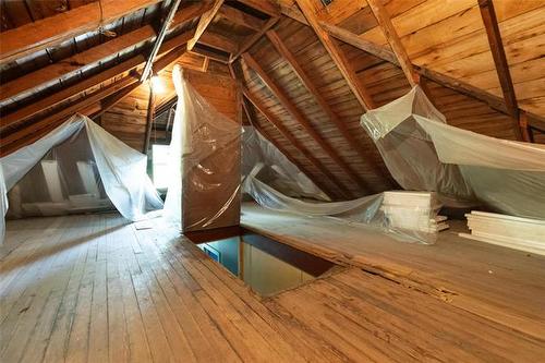 250 Toronto Ave, Morris, MB - Indoor Photo Showing Other Room