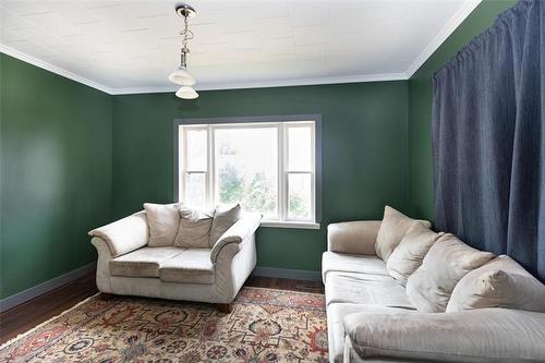 250 Toronto Ave, Morris, MB - Indoor