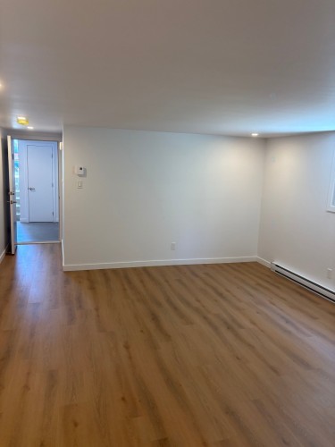 Living Room - 4091 Rue Forest, Montréal (Montréal-Nord), QC - Indoor Photo Showing Other Room