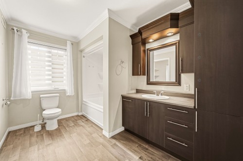 Salle de bains attenante à la CCP - 892 37E Rue B, Saint-Georges, QC - Indoor Photo Showing Bathroom