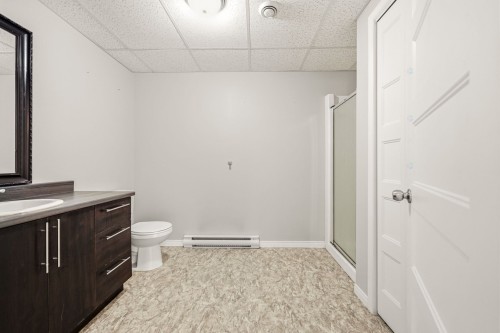 Salle de bains - 892 37E Rue B, Saint-Georges, QC - Indoor Photo Showing Bathroom