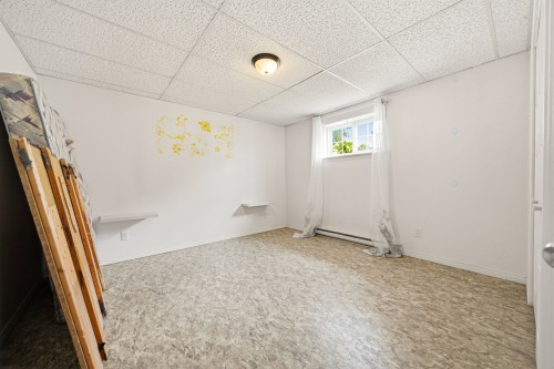 Chambre à coucher - 892 37E Rue B, Saint-Georges, QC - Indoor Photo Showing Other Room