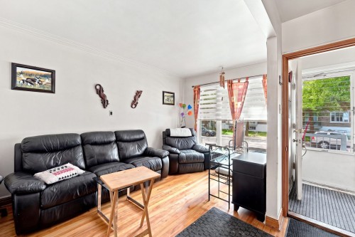 Living Room - 2365  - 2367 Rue French, Montréal (Mercier/Hochelaga-Maisonneuve), QC - Indoor Photo Showing Living Room