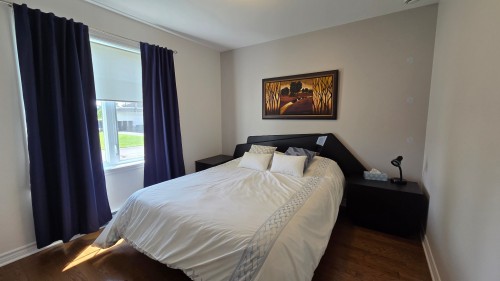 Chambre à coucher - 134 2E Avenue, Grenville, QC - Indoor Photo Showing Bedroom