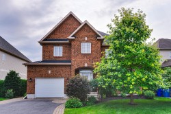 220 Rue de Ganymède  Gatineau (Aylmer), QC J9J 3Z3