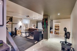 Family Room - 