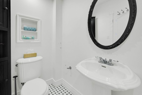 Salle de bains - 6552 Rue Morin, Val-Morin, QC - Indoor Photo Showing Bathroom