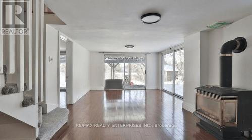 1168 Stavebank Road, Mississauga, ON - Indoor With Fireplace