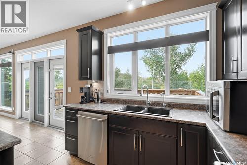 434 Atton Crescent, Saskatoon, SK - Indoor Photo Showing Kitchen With Double Sink