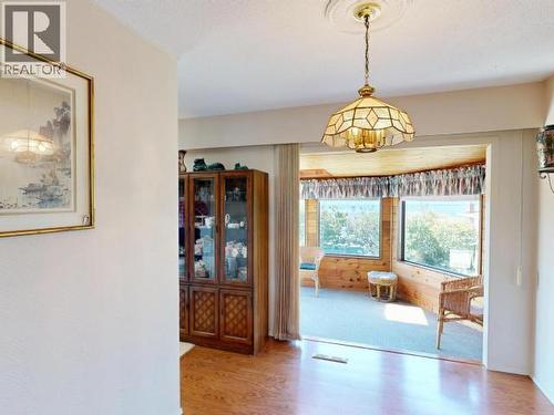 3763 Selkirk Ave, Powell River, BC - Indoor