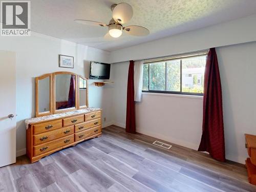 3763 Selkirk Ave, Powell River, BC - Indoor