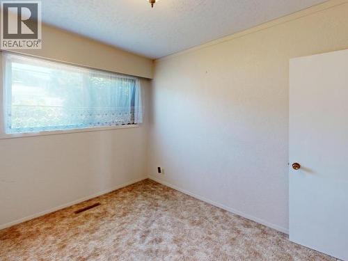 3763 Selkirk Ave, Powell River, BC - Indoor Photo Showing Other Room
