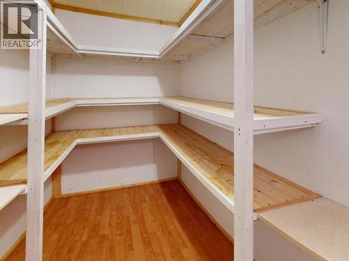 3763 Selkirk Ave, Powell River, BC - Indoor With Storage