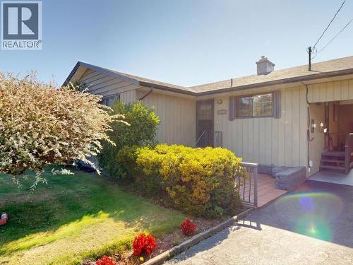 3763 Selkirk Ave, Powell River, BC - Outdoor