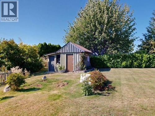 3763 Selkirk Ave, Powell River, BC - Outdoor