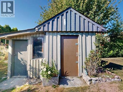 3763 Selkirk Ave, Powell River, BC - Outdoor