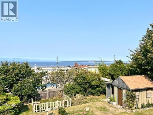3763 Selkirk Ave, Powell River, BC - Outdoor With Body Of Water