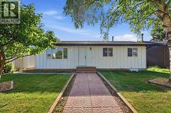 19 Mardale Crescent NE  Calgary, AB T2A 3V4