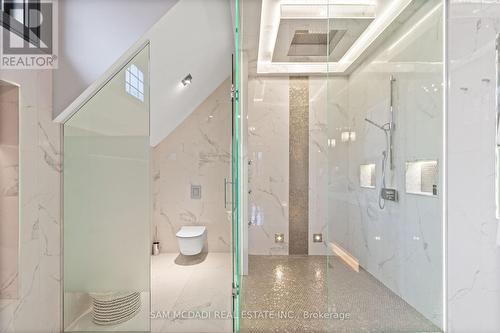1031 Welwyn Drive, Mississauga, ON - Indoor Photo Showing Bathroom