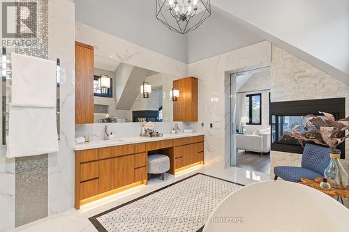 1031 Welwyn Drive, Mississauga, ON - Indoor Photo Showing Bathroom