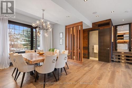 1031 Welwyn Drive, Mississauga, ON - Indoor Photo Showing Dining Room