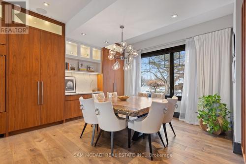 1031 Welwyn Drive, Mississauga, ON - Indoor Photo Showing Dining Room