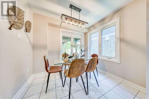 5522 Holbrook Road, Mississauga, ON - Indoor Photo Showing Dining Room