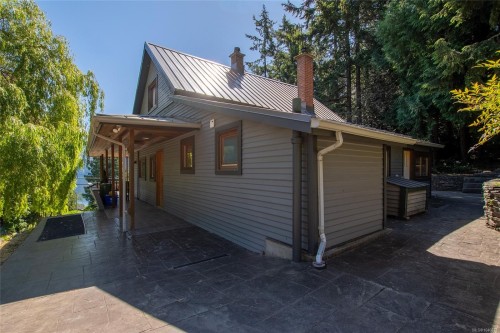 1038 Redcap St, Duncan, BC 