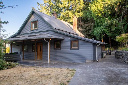 1038 Redcap St, Duncan, BC 
