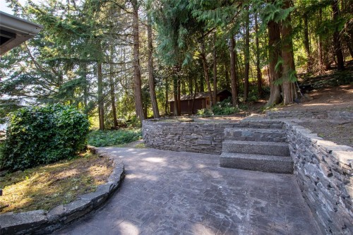 1038 Redcap St, Duncan, BC 