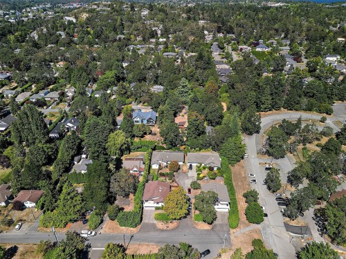 3301 Argyle Pl, Saanich, BC 