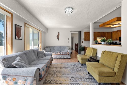 3301 Argyle Pl, Saanich, BC 