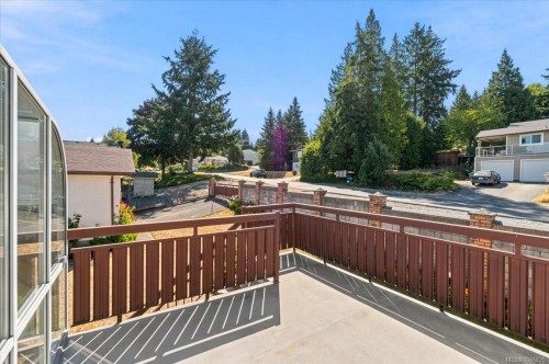 5500 Kenwill Dr, Nanaimo, BC 