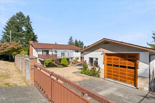 5500 Kenwill Dr, Nanaimo, BC 