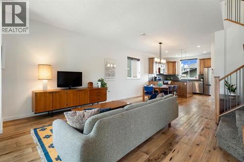 12 Fireside Burrow, Cochrane, AB - Indoor Photo Showing Living Room