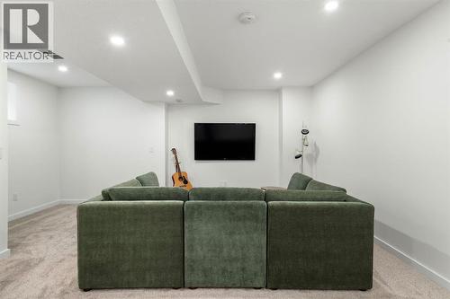 12 Fireside Burrow, Cochrane, AB - Indoor