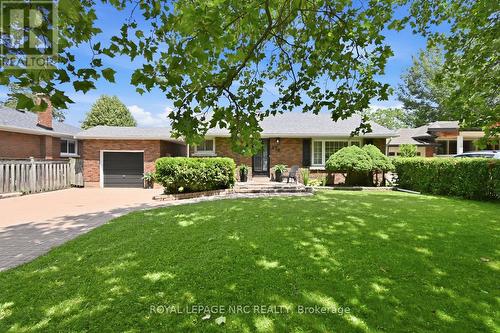 179 WOODSIDE DRIVE  St. Catharines (Glendale/Glenridge), ON L2T 1X7