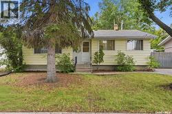 129 Cameron CRESCENT  Regina, SK S4S 2X3