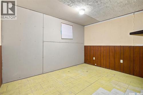 129 Cameron Crescent, Regina, SK - Indoor Photo Showing Other Room